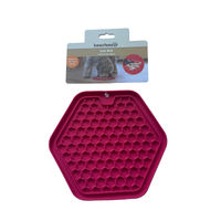 Produktbild von Beeztees Schleckmatte Hexagon aus Silikon für Hunde in Rosa/Pink