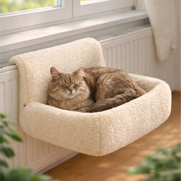 belviona Katzen-Hängematte für Heizkörper in Beige mit kuscheligem Plüsch-Bezug – Bild 1 von 4