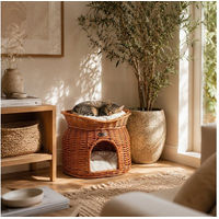 Produktbild von belviona Katzenhaus aus Weidenholz mit 2 Ebenen und herausnehmbaren Kissen, braun