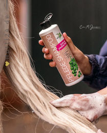 Produktbild von Bense & Eicke Shampoo zur Fellpflege Rosa