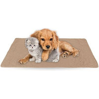Produktbild von Bestlivings Hundedecke und Katzendecke aus Polyester mit ÖKO-TEX 100 Standard in Beige