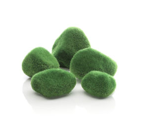 biOrb Kieselstein Set moosbewachsen mit Marmorkieseln für Süßwasser- und Meerwasseraquarien – Bild 1 von 6