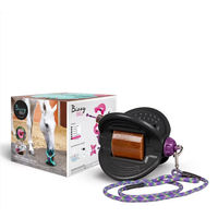 Produktbild von Bizzy Horse Salzleckstein Spielzeug für Pferde in Schwarz oder Braun aus Nylon - 847 g