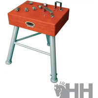 Produktbild von Blacksmith Standard Amboss Tisch in Schwarz