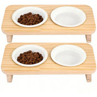 Produktbild von BlingBin Ergonomischer Doppelnapf aus Keramik für Katzen und kleine Hunde mit 15 Grad Neigung Weiß 2 x 200 ml