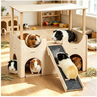 Produktbild von BlingBin Kleintierhäuschen aus Holz mit Treppe für Meerschweinchen Hamster Chinchilla und Rennmäuse in Natur Beige