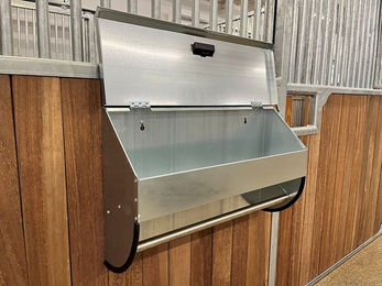 Boxenschrank Spinni von Großewinkelmann aus Metall in Silber – Bild 1 von 1