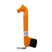 Produktbild von BR Hufkratzer Pferdekopf aus Kunststoff Orange für die Hufpflege