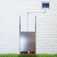 Produktbild von Breker Automatische Hühnerklappe mit Zeitschaltuhr aus Aluminium in Silber 22 x 32 cm inklusive Umlenkrollen