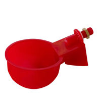 Produktbild von Breker Automatische Tränke mit Kippfunktion für Hühner und Wachteln aus Kunststoff in Rot