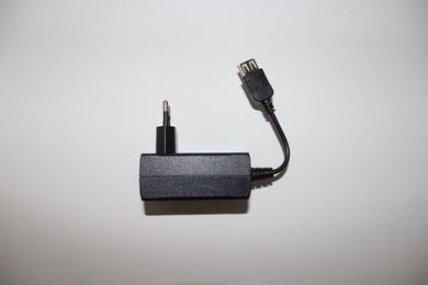 Produktbild von Chihiros Netzteil USB 5V - 3A Aquarienzubehör