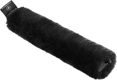 CHRIST Nasenriemenschoner aus Lammfell – Bild 1 von 6