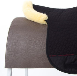 Produktbild von CHRIST Satteldecke Champ mit Lammfellrand