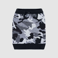Produktbild von Canada Pooch Hundeschal Northern Knit Snood Schwarz Camo Größe M