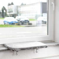Produktbild von Canadian Cat Company Katzen-Fensterliege Snuggly Place M Grau Plüsch
