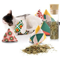 Produktbild von Canadian Cat Company Katzen Schmusekissen Set mit Katzenminze Reggae Design XL 6er Pack