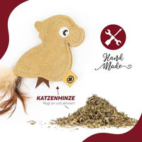 Produktbild von Canadian Cat Company Katzenspielzeug Duftkissen aus Leder mit Katzenminze beige
