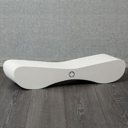 Canadian Cat Company Kratzbrett Satellite 2.0 für Katzen aus Kratzpappe in Weiß 76 x 24 x 15 cm – Bild 1 von 13