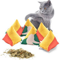 Produktbild von CanadianCat Company 6er Set Schmuse-Pyramide XL Reggae 3-Color Katzenkissen mit Katzenminze