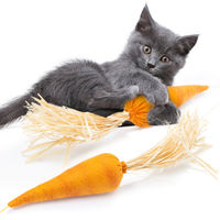 Produktbild von CanadianCat Company Katzenkissen Karotte mit Catnip handgefertigtes Stoff-Spielzeug für Katzen - 5 g