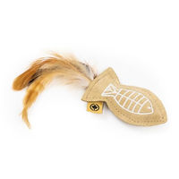 Produktbild von CanadianCat Company Katzenspielzeug Duftkissen aus Leder mit Katzenminze Fisch Beige