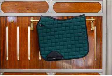 Produktbild von Catago Dressur Schabracke Fir-tech Grün