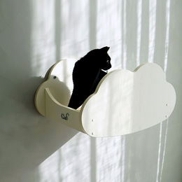CatS Design Katzen Kletterwand Wolke F8 Wandkratzbaum und Wandbett aus Holz in Weiß oder Beige – Bild 1 von 7