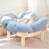 Produktbild von CheerPals Katzenbett in Blumenform mit weichem Kissen aus Polyester, Blau, 55cm