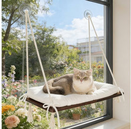 CheerPals Katzenhängematte für das Fenster aus Massivholz mit starken Saugnäpfen und Polyesterfaser – Bild 1 von 4
