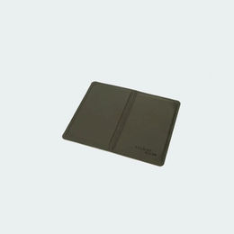 Produktbild von Cloud7 Hundekühlmatte AKTIV Dark Olive Grün Größe S