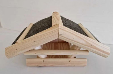 Produktbild von Conni Oberkircher's Vogelhaus Lea aus Naturholz