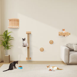 Costway Katzen Kletterwand aus Holz mit Kratzbrett und Sisalpfosten in Natur und Beige – Bild 1 von 3
