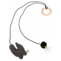 D&D Home Katzenspielzeug Bo Grau mit Holzring und Ball für erwachsene Katzen – Bild 1 von 3