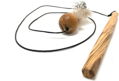 D.O.M. Katzenangel aus Olivenholz Natur Braun – Bild 1 von 2