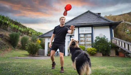 DAHLMANN ZooRoyal Hunde Wurfball am Seil Rot – Bild 1 von 2