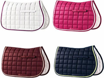 Produktbild von Daslö Quadratische Sattelunterlage für Pferde Gold