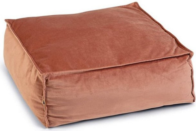 Produktbild von Designed by Lotte Velveti Liegekissen Katze Samt pink 50x50x20 cm