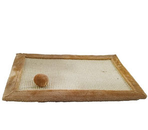 Dehner Katzen-Kratzmatte Scrabble aus Sisal und Plüsch beige 55 x 35 cm – Bild 1 von 2