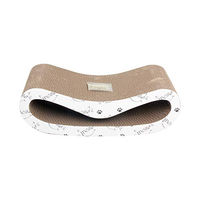 Produktbild von Dehner Lieblinge Katzen-Kratzpappe Scratch Wave mit Katzenminze aus FSC-zertifiziertem Karton weiß 49 x 24 x 15 cm