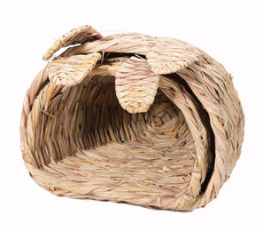 Produktbild von Dehner Nagerhaus Aiko Grashöhle aus Naturmaterial für Meerschweinchen, Kaninchen, Hamster, Mäuse und Ratten 26 x 27 x 20 cm