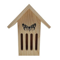 Produktbild von Dehner Natura Premium Schmetterlingshaus Runa aus FSC-zertifiziertem Kiefernholz wetterfest braun 17 x 23 x 12 cm - 1 Stk.