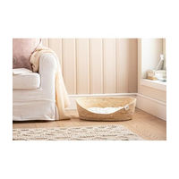 Produktbild von Dehner Premium Kuschelbett für Katzen aus Plüsch Größe L Weiß Beige