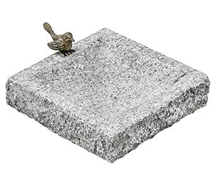 Dehner Vogelbad aus Granit in Grau mit Bronze-Vogel eckig 30 x 30 x 7 cm – Bild 1 von 2