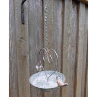 Produktbild von Deko-Impression Vogeltränke Herz Vogelbad Schale aus massivem Eisen zum Hängen Grau Durchmesser 15 cm
