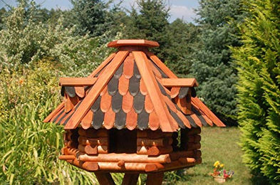 Produktbild von Deko-Shop-Hannusch Vogelhaus mit Holzschindeln und Gauben in Braun-Schwarz