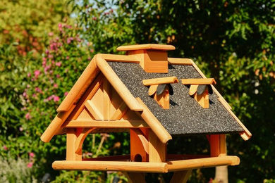 Deko-Shop-Hannusch Vogelhaus V 19 aus Holz mit Steinputz in Weiß oder Braun 50 x 36 cm – Bild 1 von 1