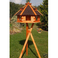 Produktbild von Deko-Shop-Hannusch XXL Vogelhaus aus Holz mit Ständer Braun 67 x 45 cm