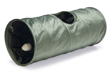 Designed by Lotte Katzentunnel Cylla Katzenspielzeug aus Plüsch in Grün 65 x 25 x 25 cm – Bild 1 von 4