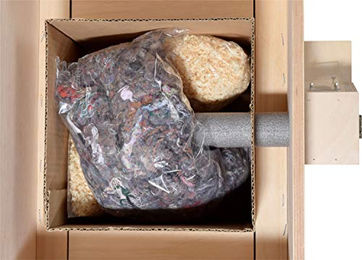 dobar Insektenhotel Hummelnistkasten aus Holz mit Bitumendach und Füllmaterial – Bild 1 von 11
