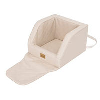Produktbild von DOGGY Autositz für kleine Hunde aus Kunstleder in Beige 46x46x31 cm